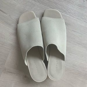 Everlane Glove Mules in Bone